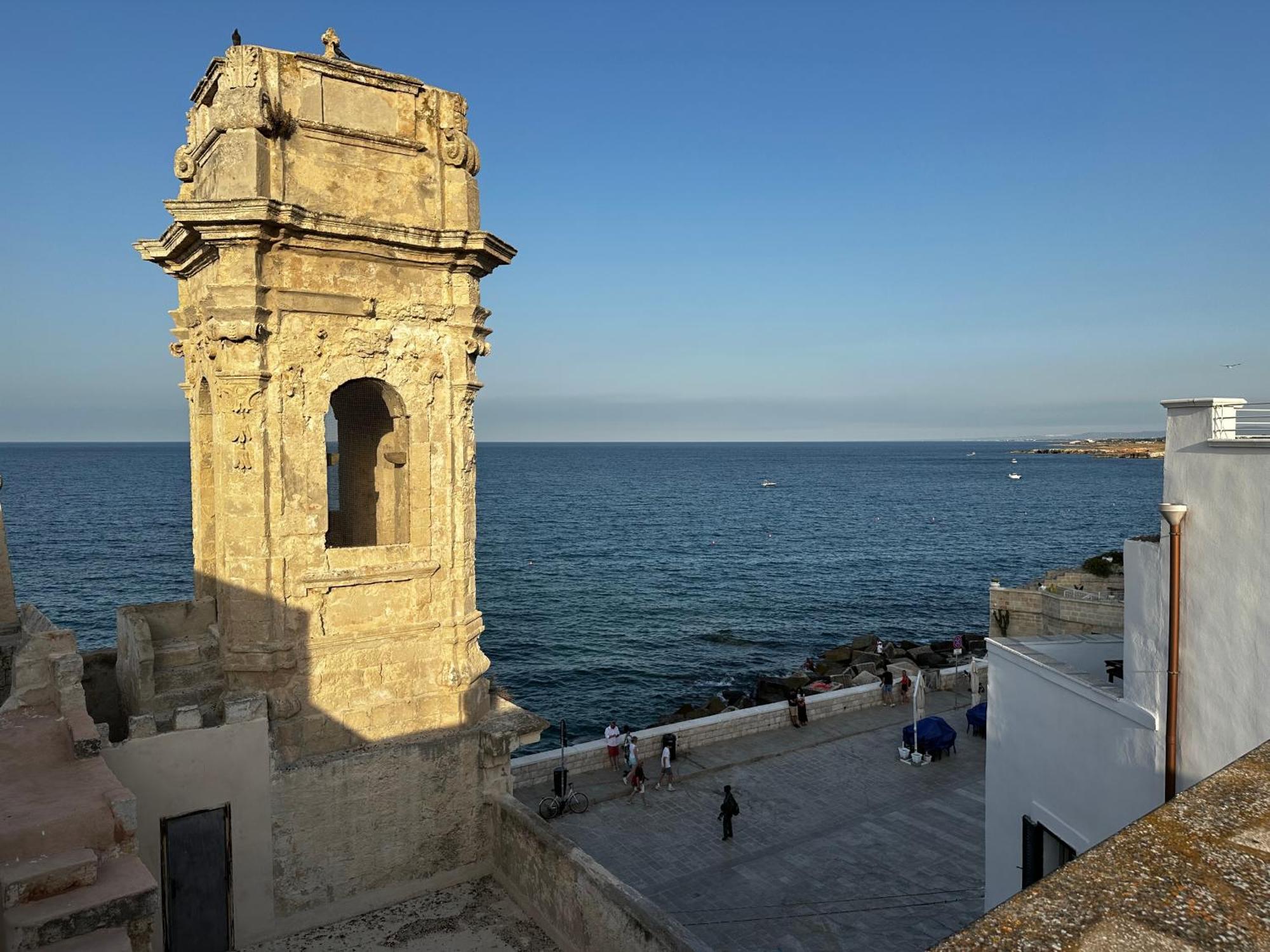 Casa Vacanze San Salvatore Centro Storico Monopoli Exterior foto